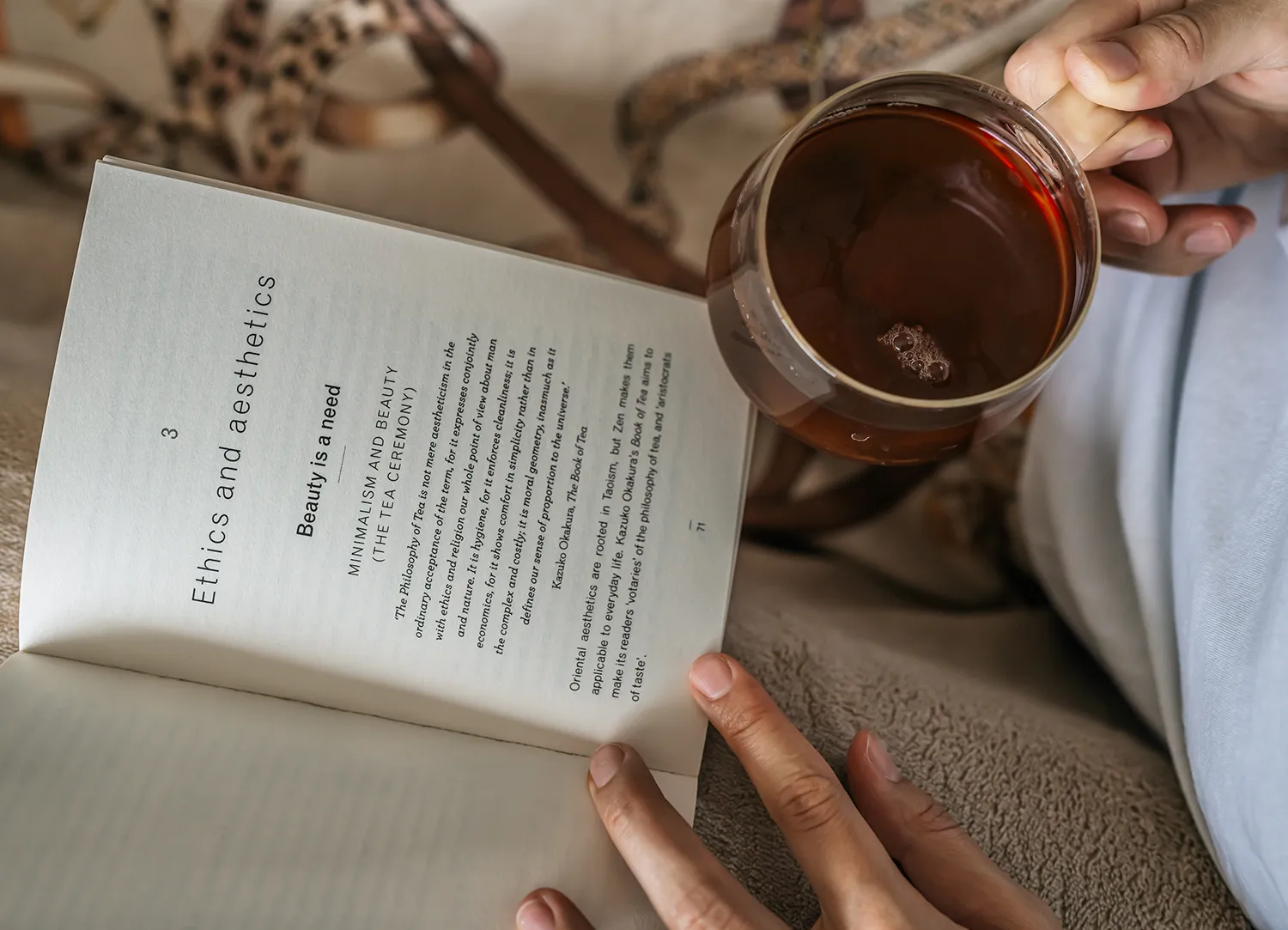 Personal branding photographer cosy tea