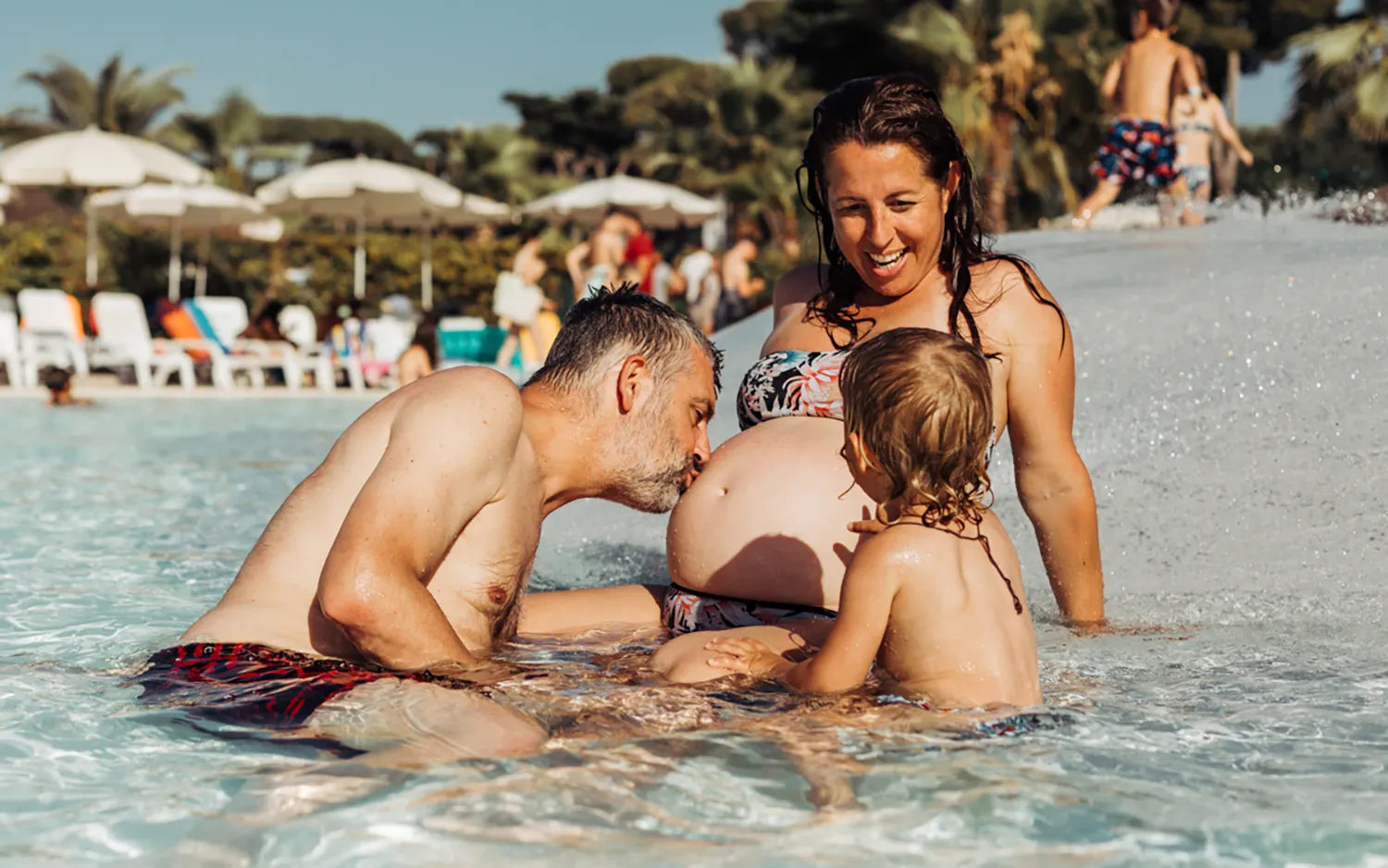 Documentary maternity family photoshoot